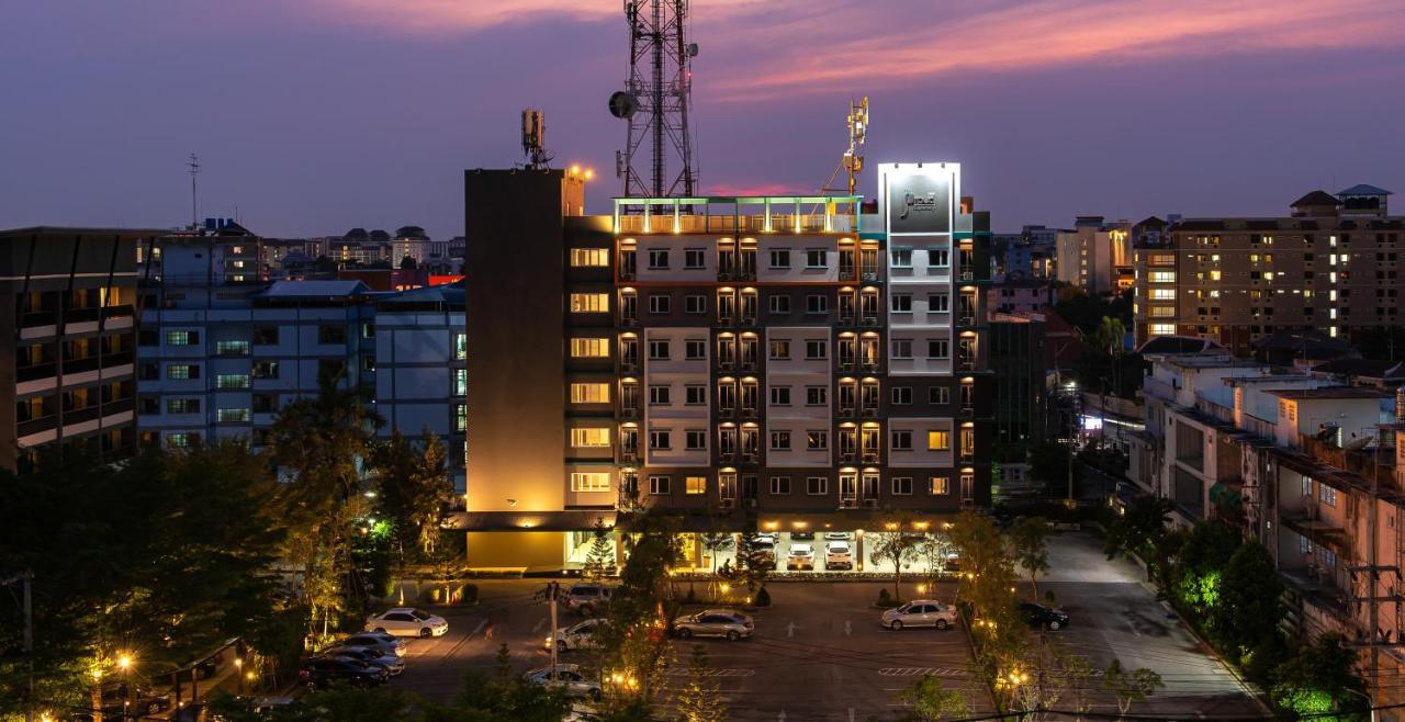 The Proud Exclusive Hotel-Sha Plus Nakhon Pathom Esterno foto