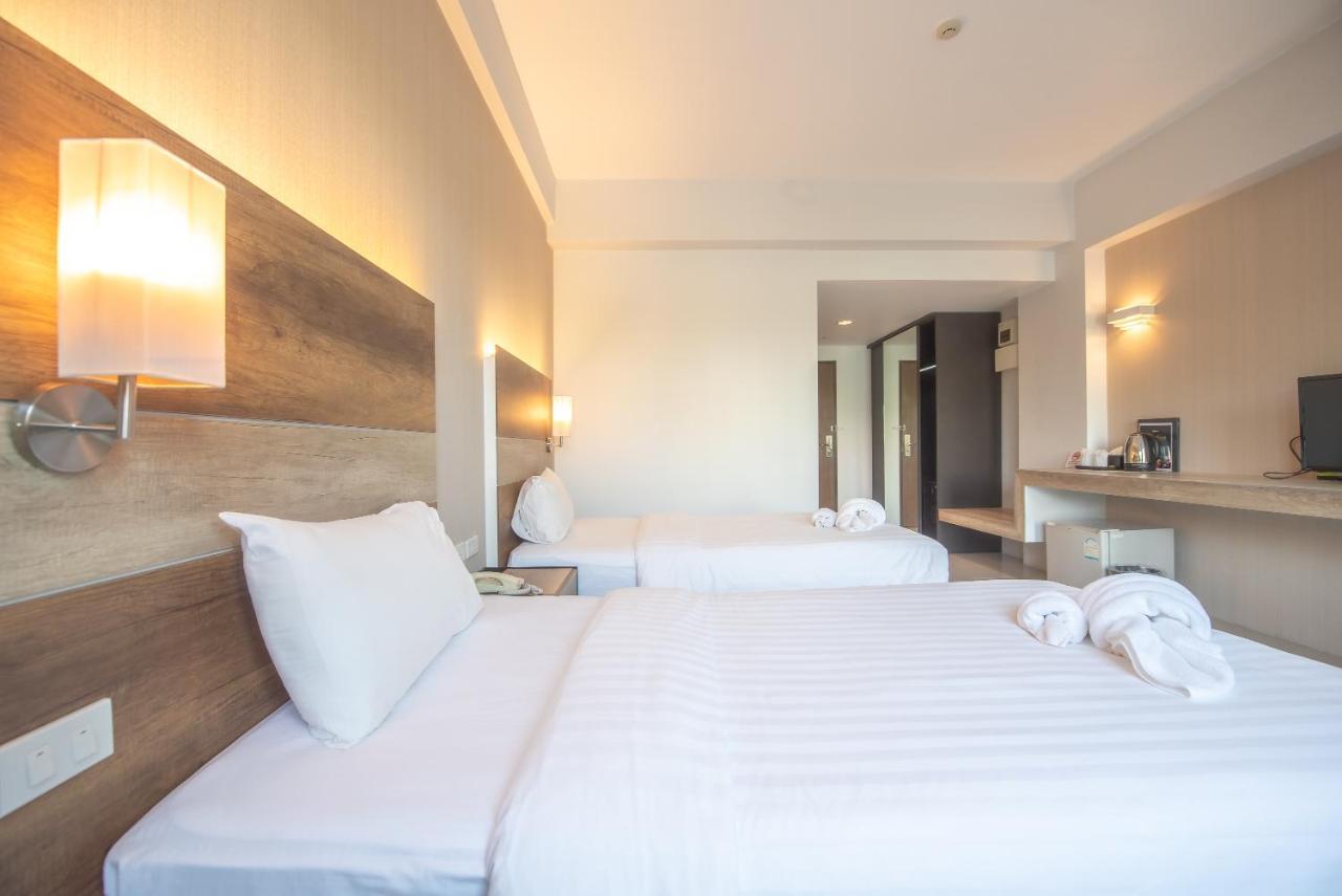 The Proud Exclusive Hotel-Sha Plus Nakhon Pathom Esterno foto