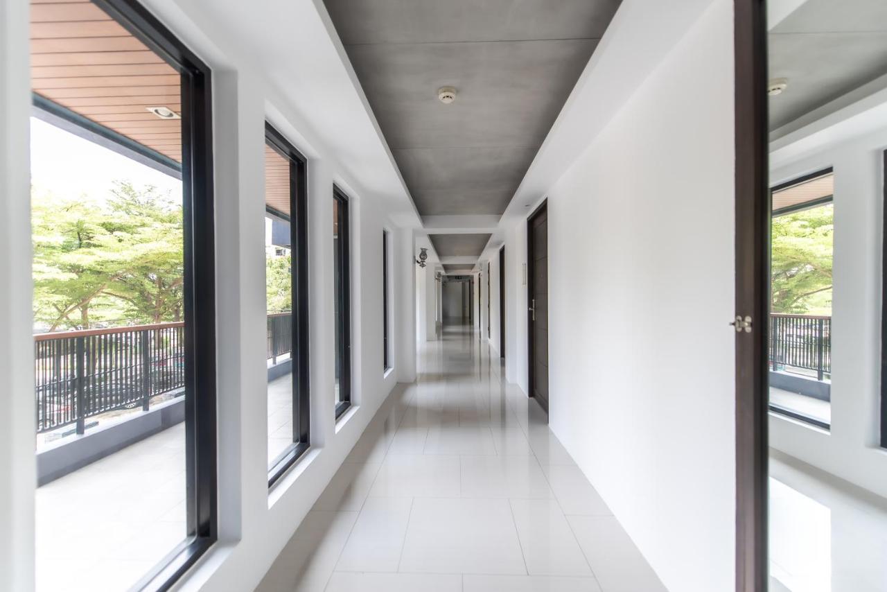 The Proud Exclusive Hotel-Sha Plus Nakhon Pathom Esterno foto